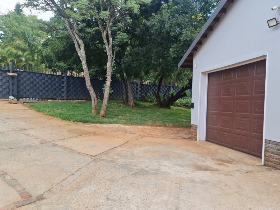 4 Bedroom Property for Sale in Protea Park North West